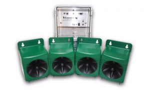 Vermin X & 4 speakers white bg